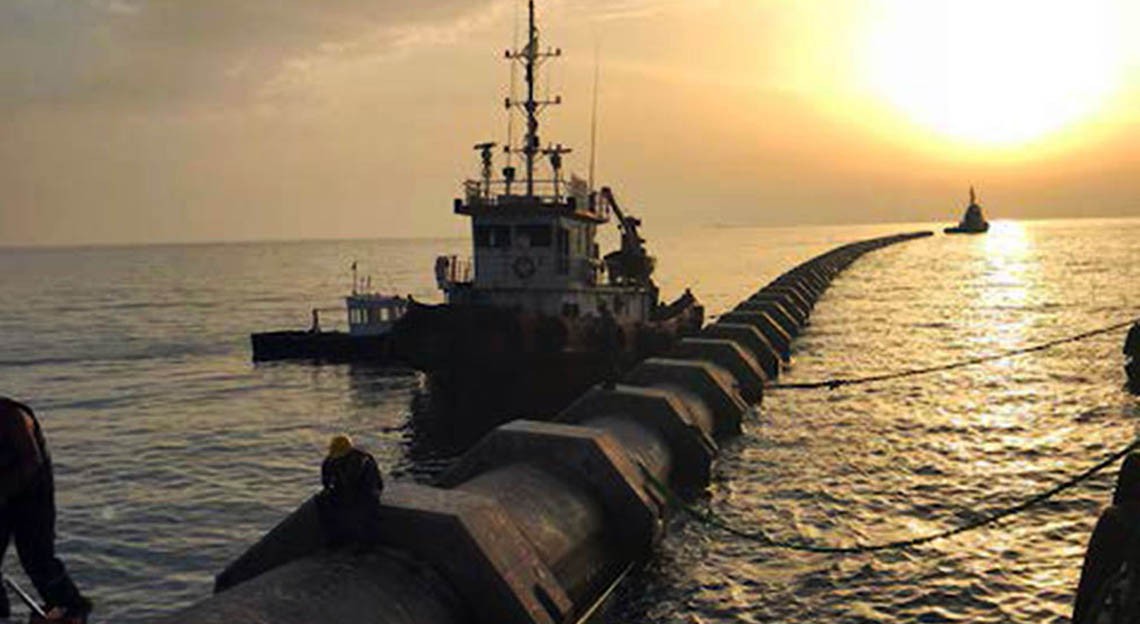 Aras Marine Construction: Max Diameter U/W HDPE Pipe Laying Turkish Company